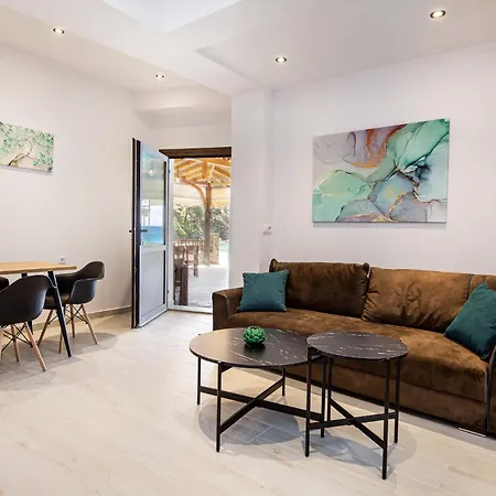 Beautiful Alice Luxury Semesterbostad