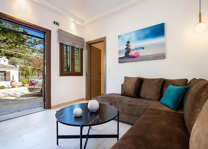 Beautiful Alice Luxury בית נופש Alikí
